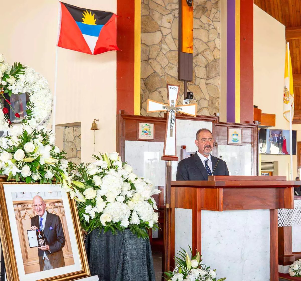 Family Pays Tribute to Sir Aziz Hadeed as Patriarch, Mentor and Visionary