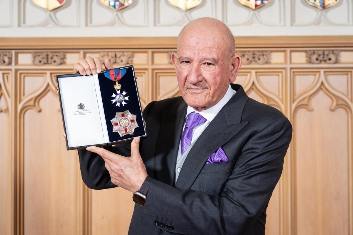 Hadeed Family Honours Sir Aziz's Legacy of Business, Education and Service