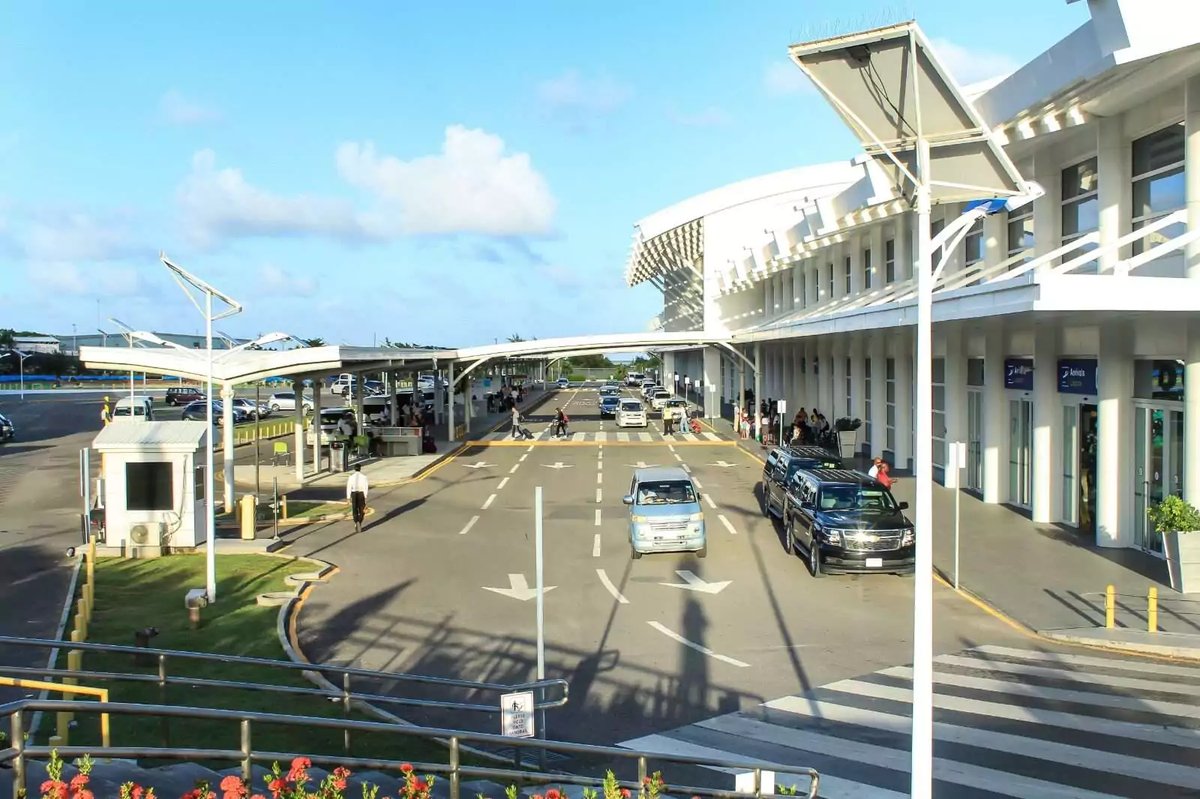 ABAA Enforces New Ground Transportation Rules at V.C. Bird International Airport